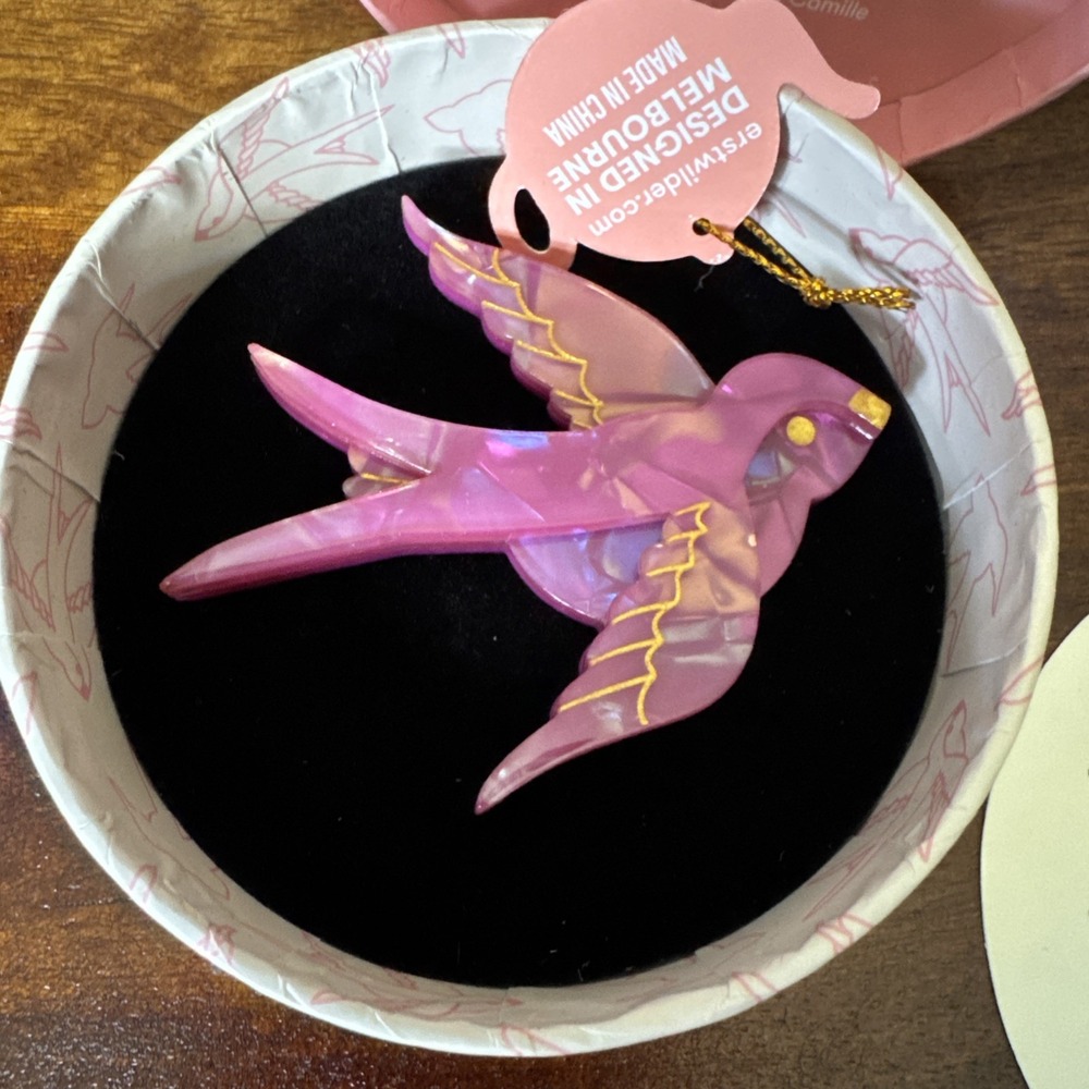 BNIB Erstwilder 15th Birthday pink Bluebird of Happiness brooch